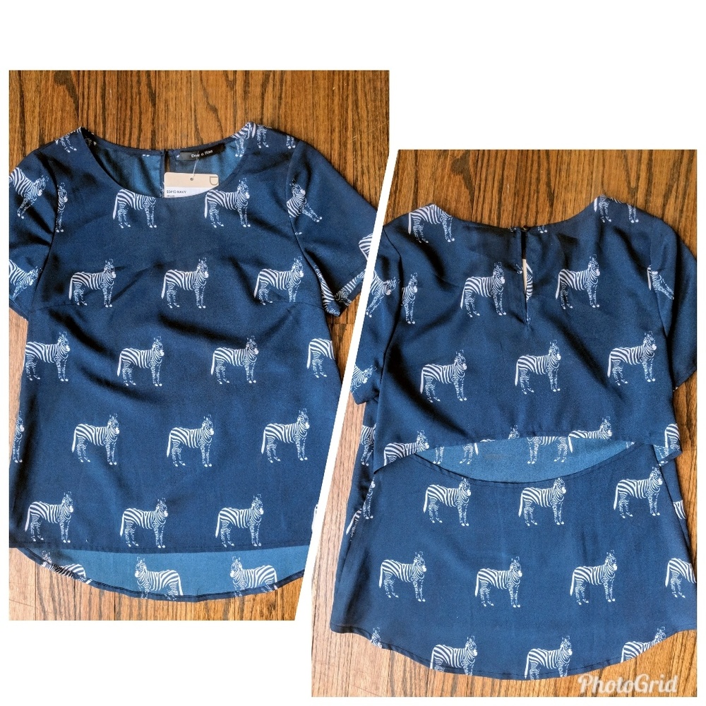 NWT Doe & Rae Navy Zebra Top w/ Open Back, Small